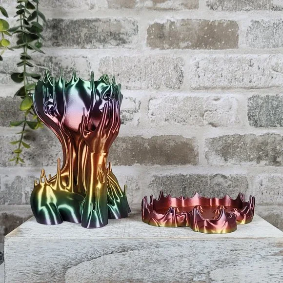 Melting Woman Planter  | Home Decor  | Unique Gift | 3D Printed - Picture 11 of 15